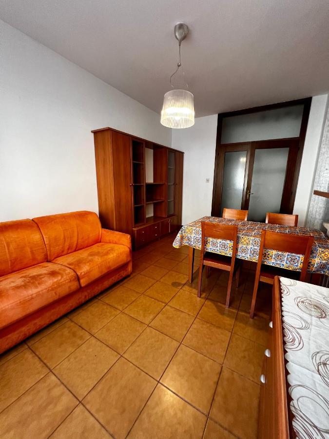 Appartamento Al Castello Triest Exterior foto